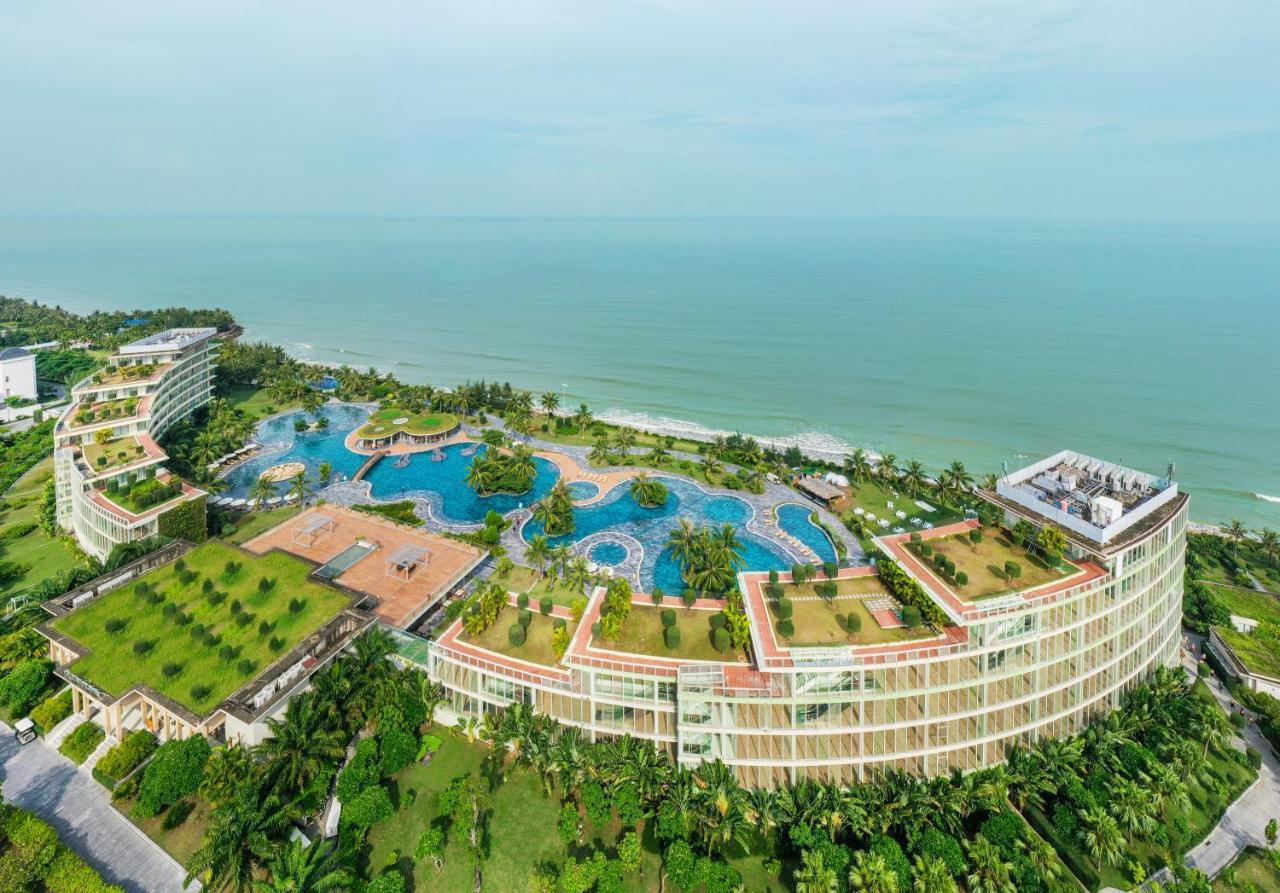 Flc Luxury Hotel Samson Sam Son Exterior photo