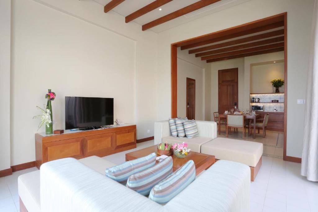 Flc Luxury Hotel Samson Sam Son Exterior photo